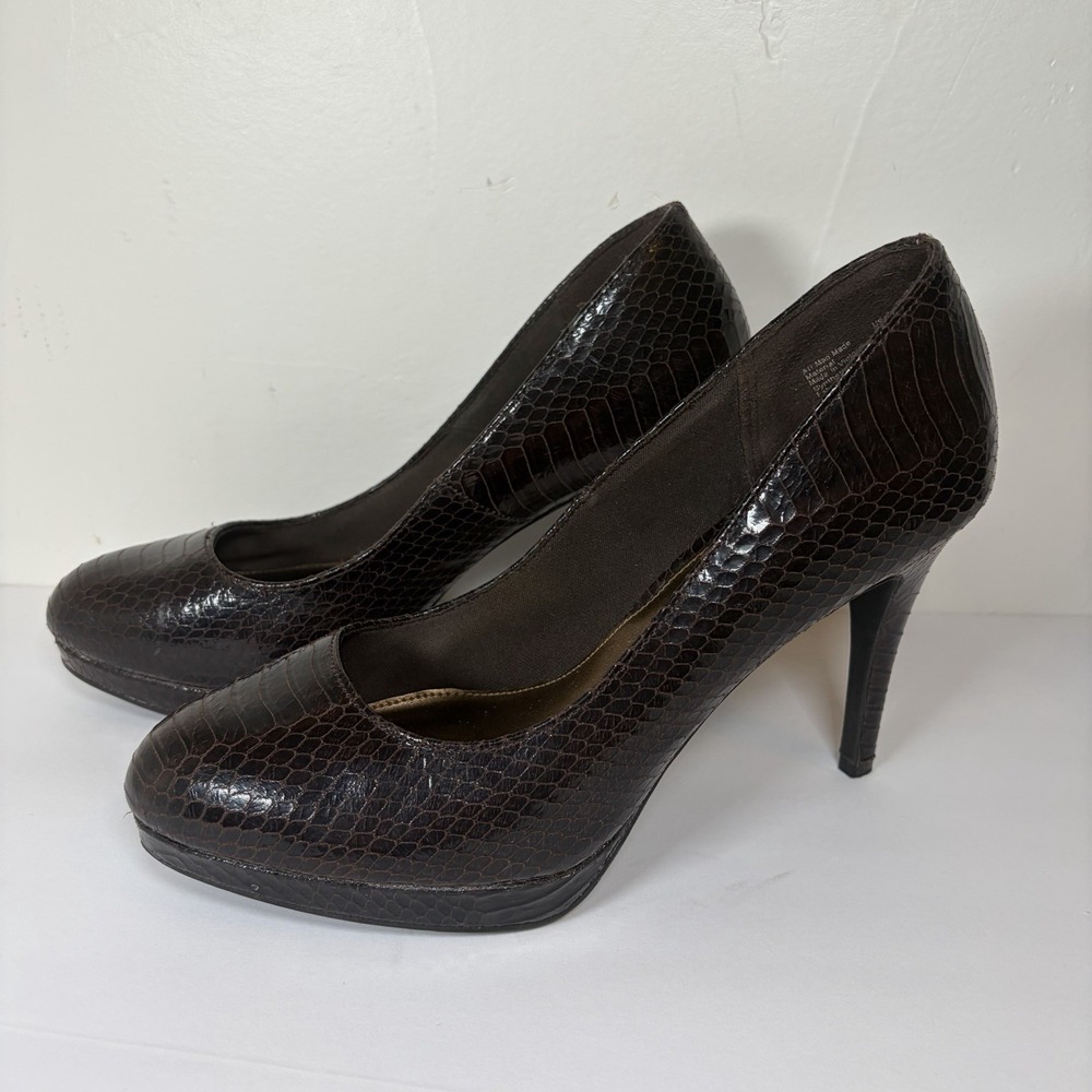 Christian Siriano Brown Snakeskin Pumps Size 8‎